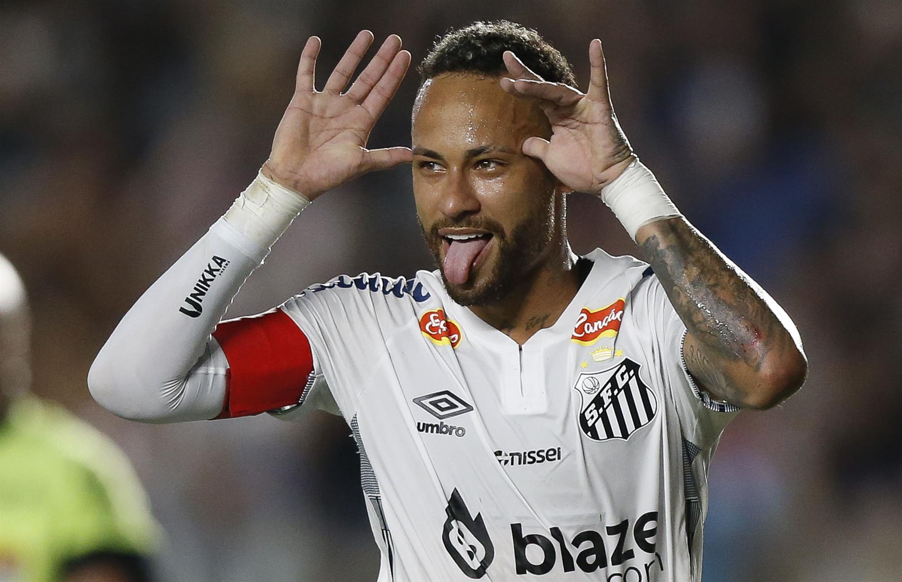 14. Neymar: $1.170 millones (1.100 millones de euros)